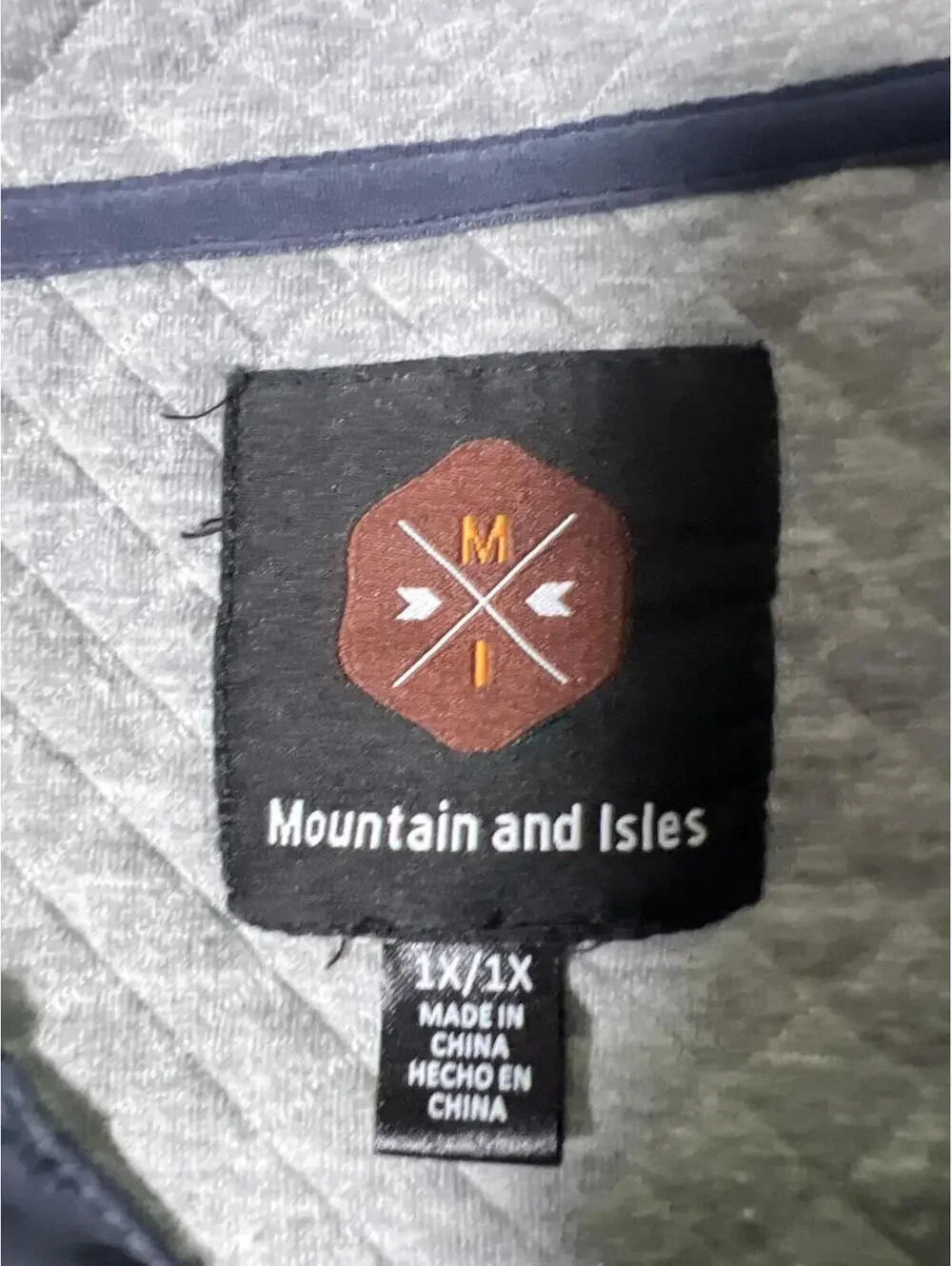 Mountain and isles Gray Quilted Pullover Sweatshirt with Snap Buttons 1X - Picture 4 of 5
